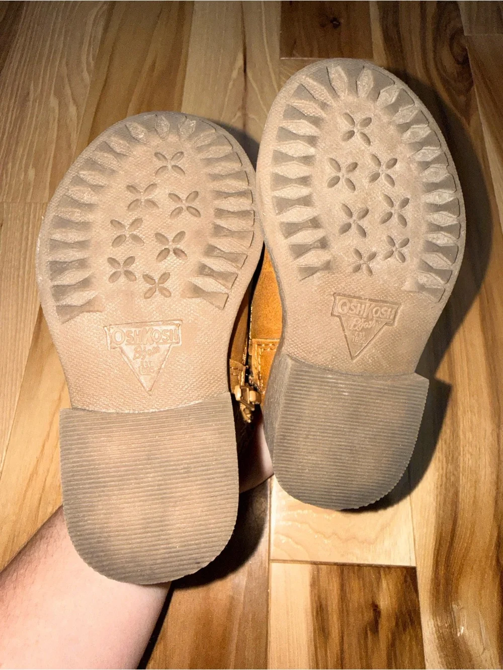 Oshkosh Boots Toddler size 5